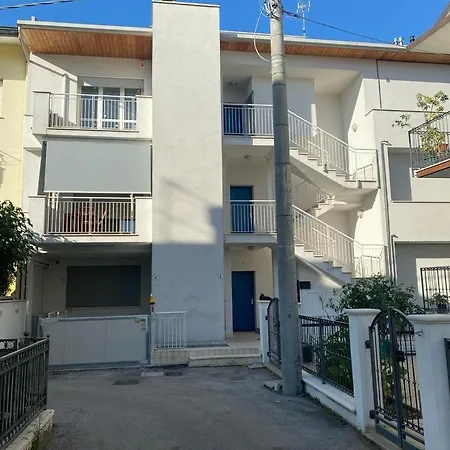 Letizia Apartamento Cattolica